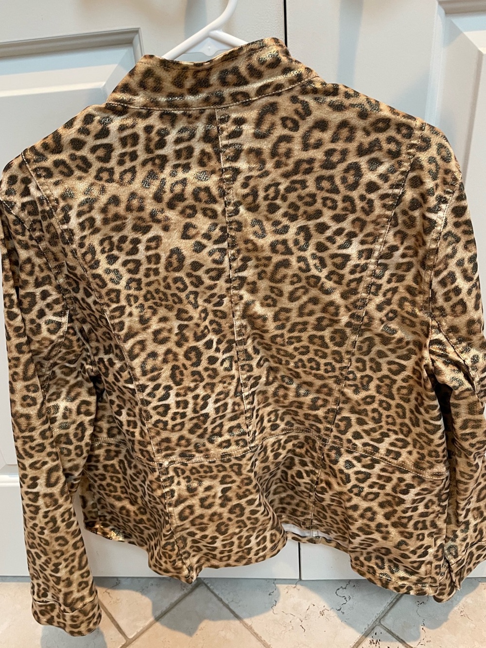 Chico’s XL Denim Leopard Print Gold Shimmer Cotton Spandex Button Up Jacket - Picture 4 of 7